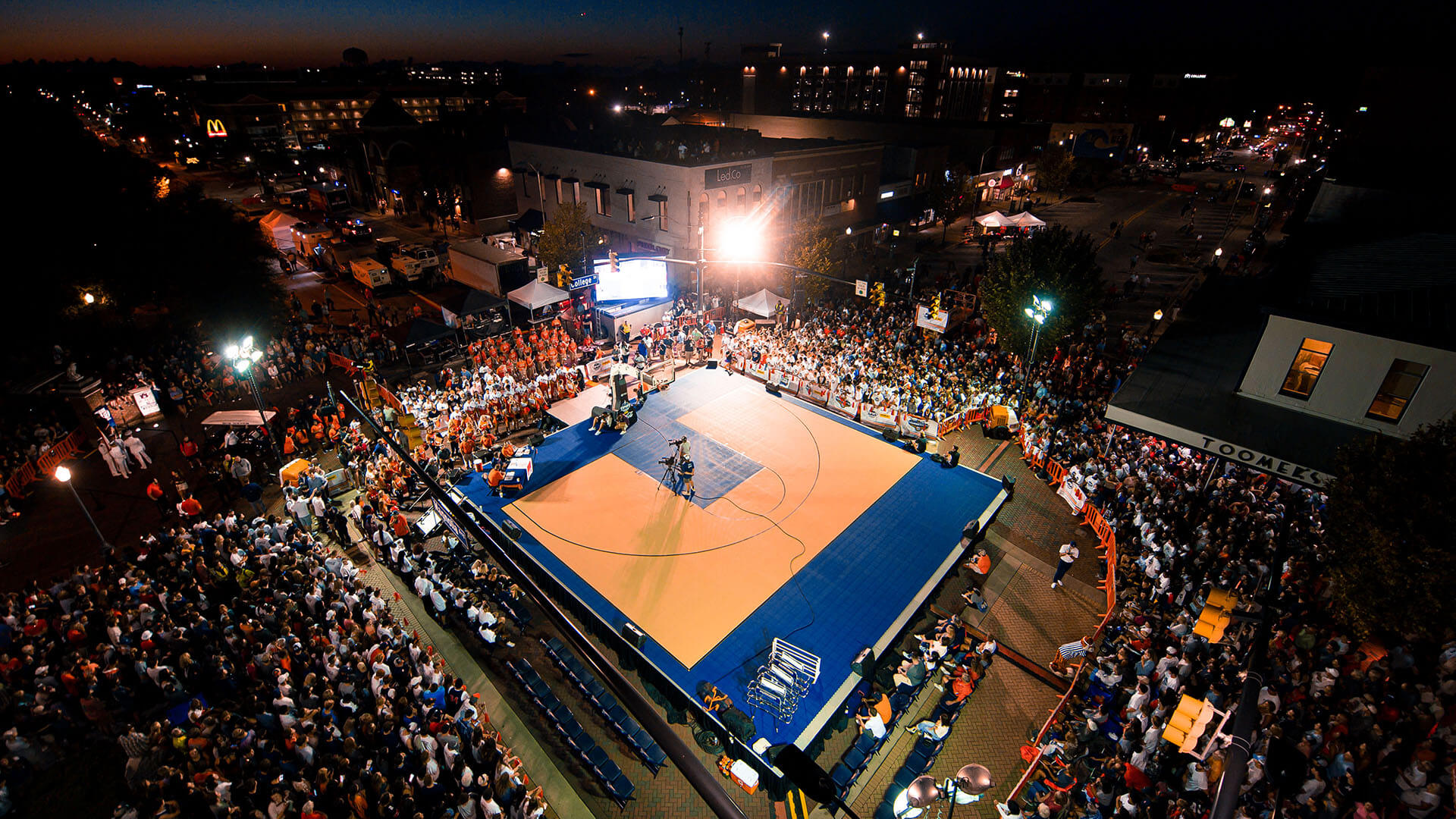 Tip Off at Toomers crowd event